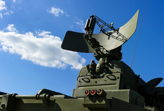 Radar antenna installation